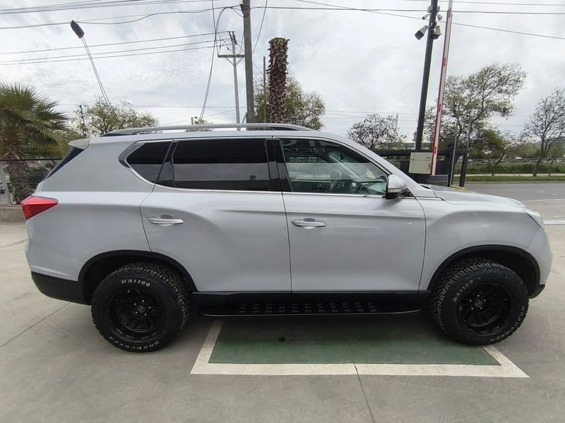 SsangYong REXTON NEW REXTON 2.2 MT DIESEL 2020 - Imagen 4 de 16