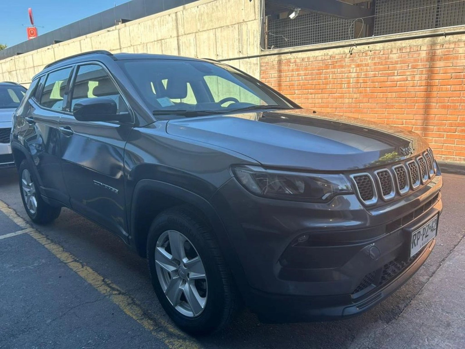 Jeep COMPASS 1.3 SPORT 4X2 AT 5P 2022 - Foto 5 de 17