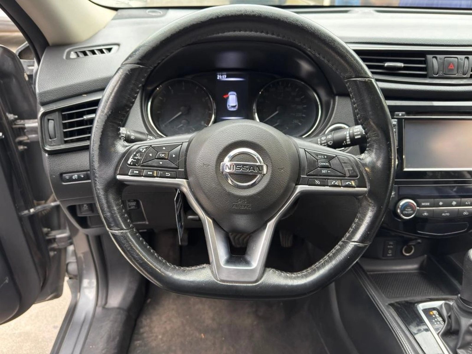 NISSAN X-TRAIL 2019 - Imagen 15 de 20
