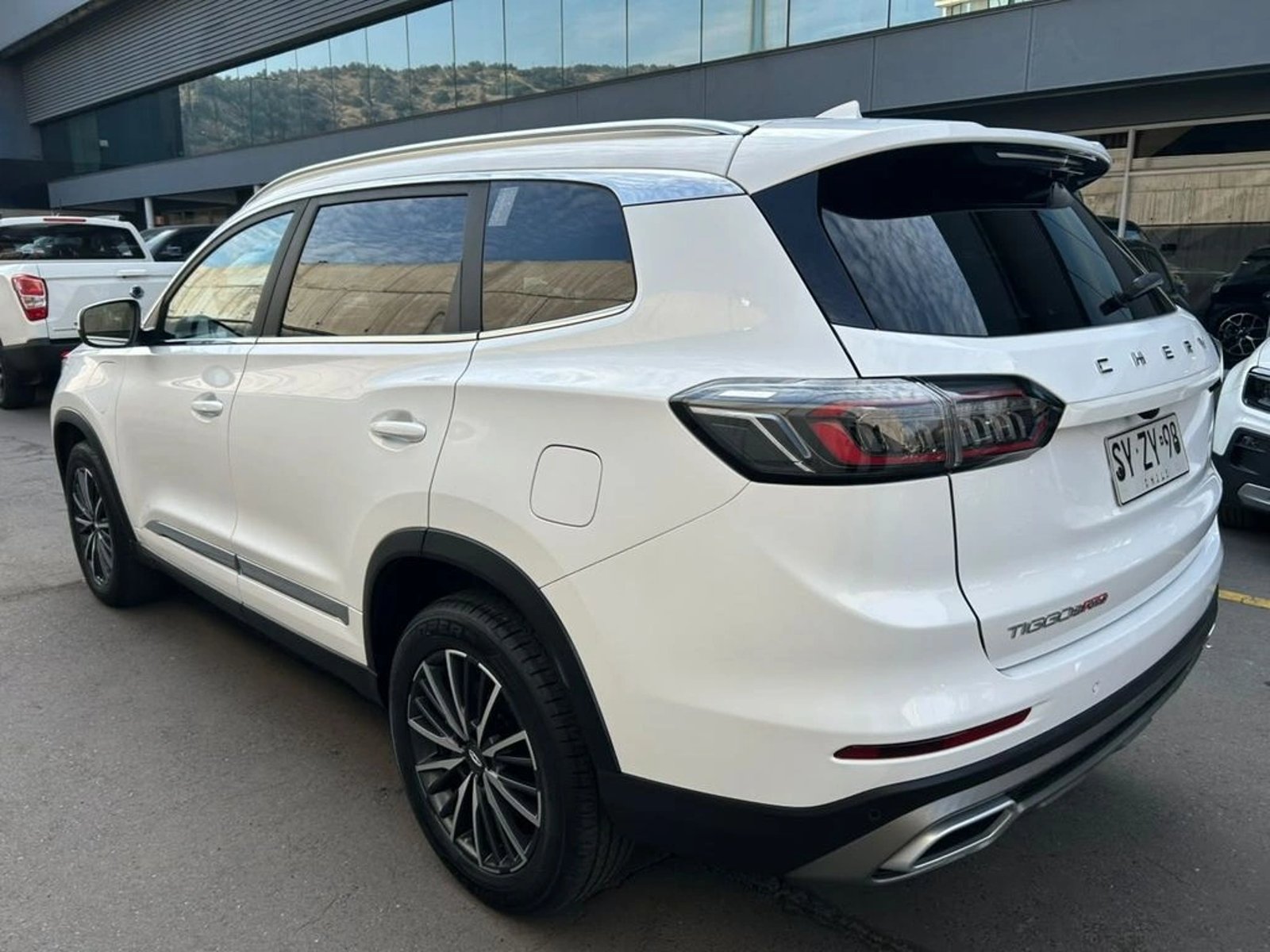 Chery TIGGO 8 PRO PRO MAX 1.5T HIBRIDO 2024 - Foto 5 de 17