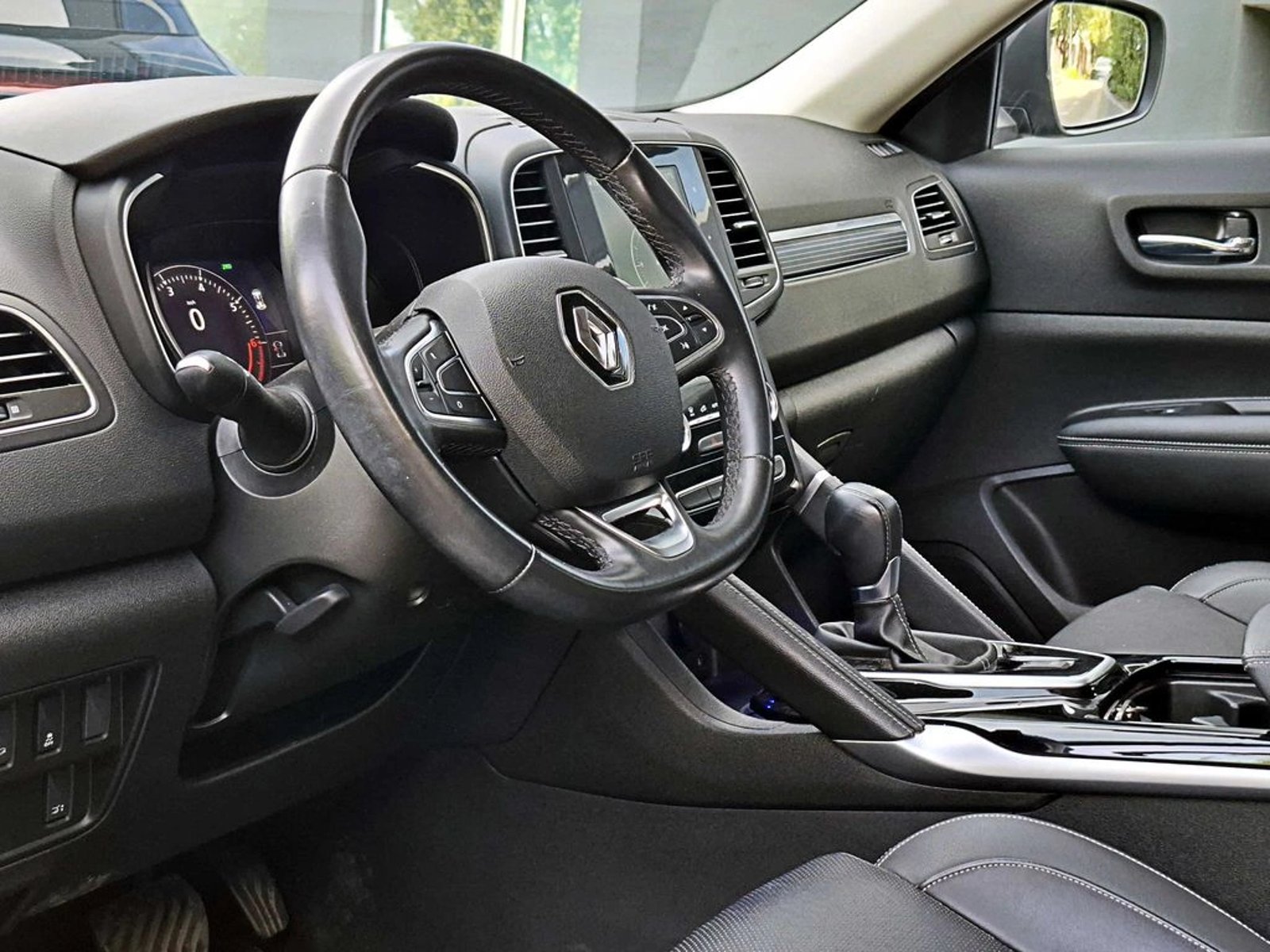 Renault KOLEOS 2.5 ZEN PLUS 4WD AT 5P 2023 - Imagen 12 de 20