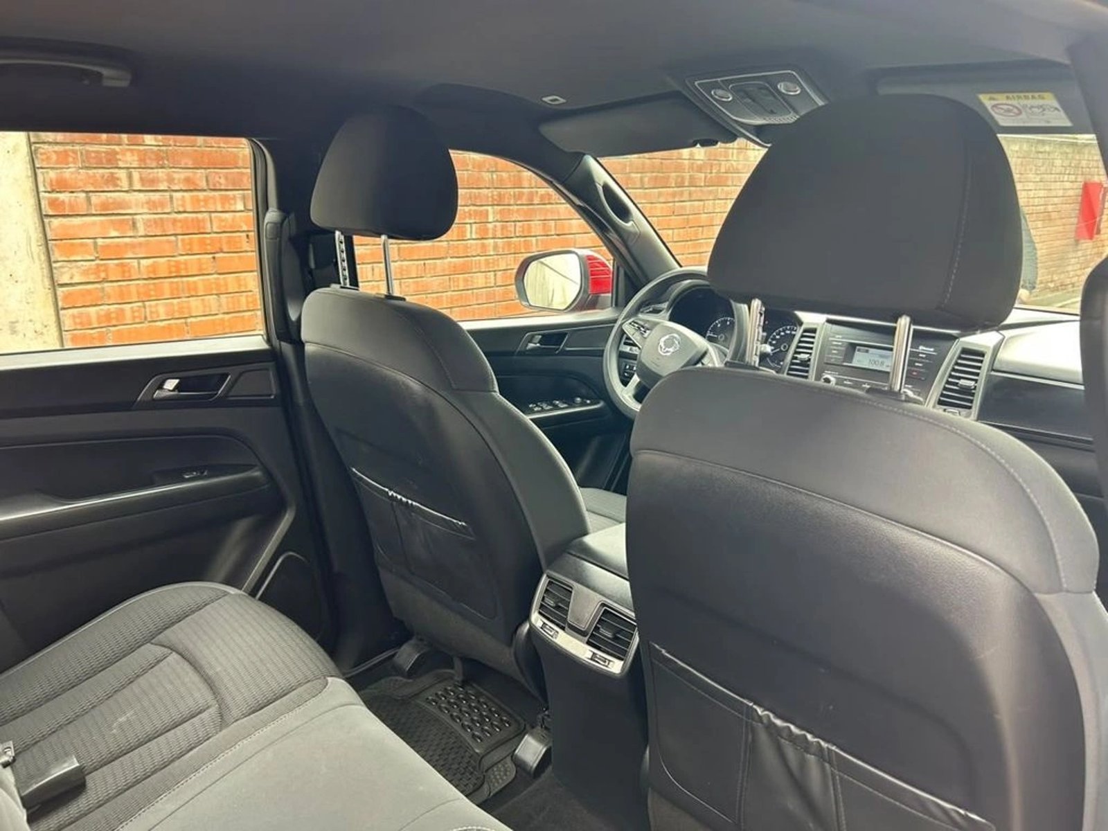 SsangYong GRAND MUSSO 2.2 GLX MT 4X4 DIESEL 2024 - Imagen 8 de 16