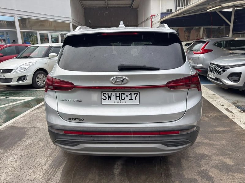 Hyundai SANTA FE 2.5 AUT 2023 - Imagen 7 de 20