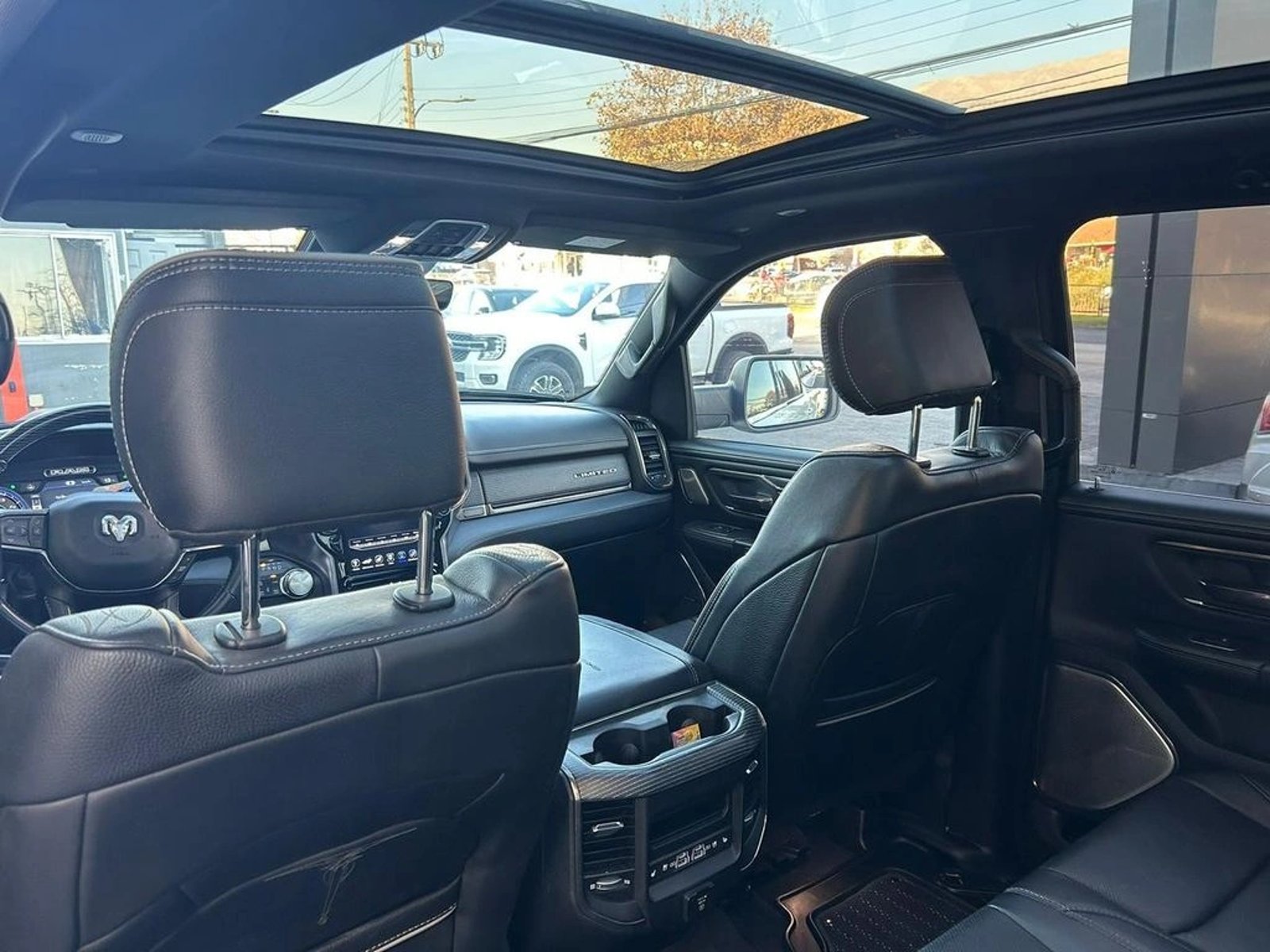 RAM 1500 5.7 LIMITED 4X4 AT 4P 2021 - Imagen 11 de 17