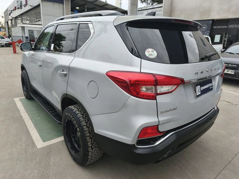 SsangYong REXTON NEW REXTON 2.2 MT DIESEL 2020 - Imagen 8 de 16