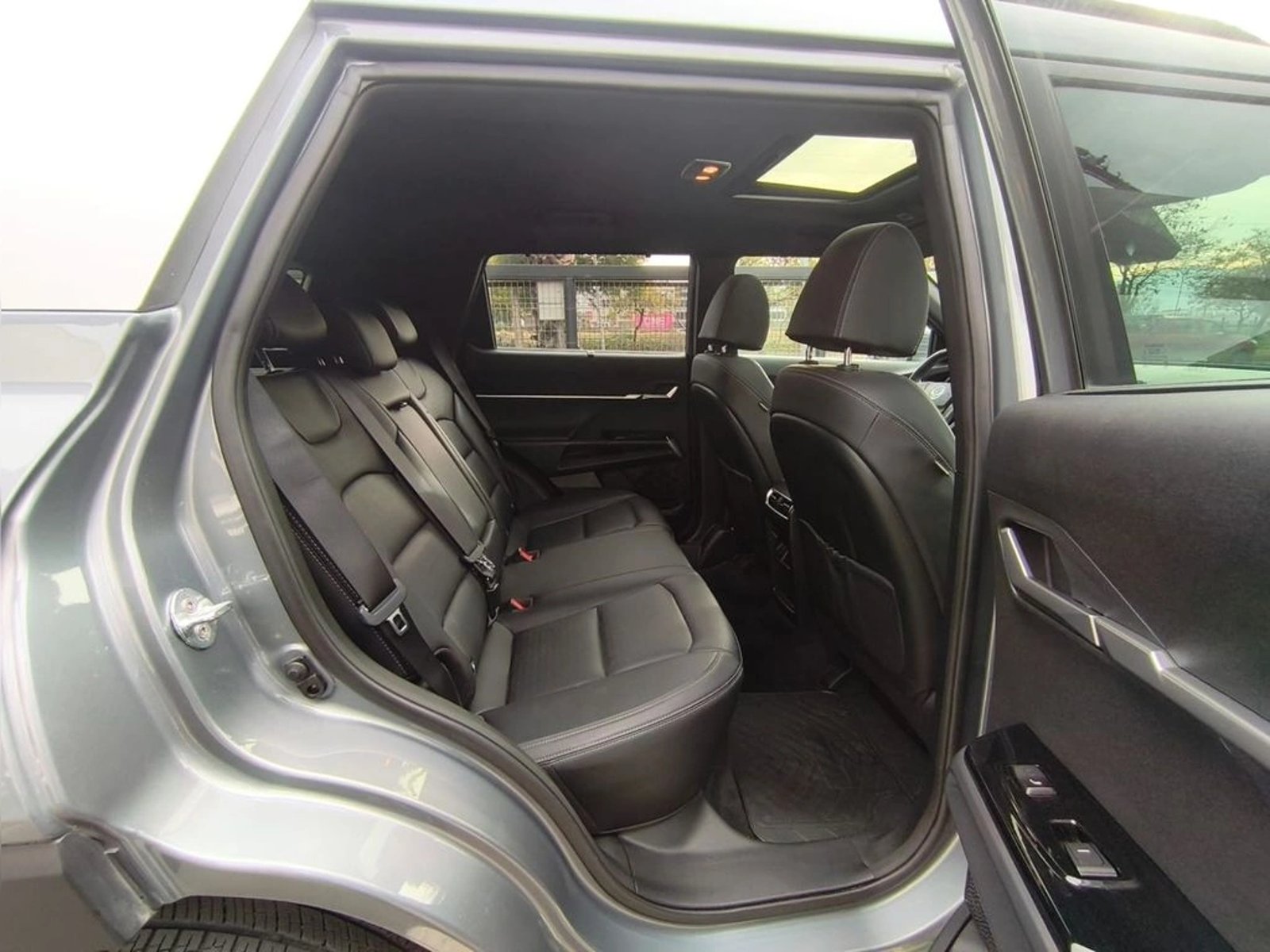 SsangYong TORRES LIMITED 1.5T AT 4X4 2024 - Imagen 13 de 20