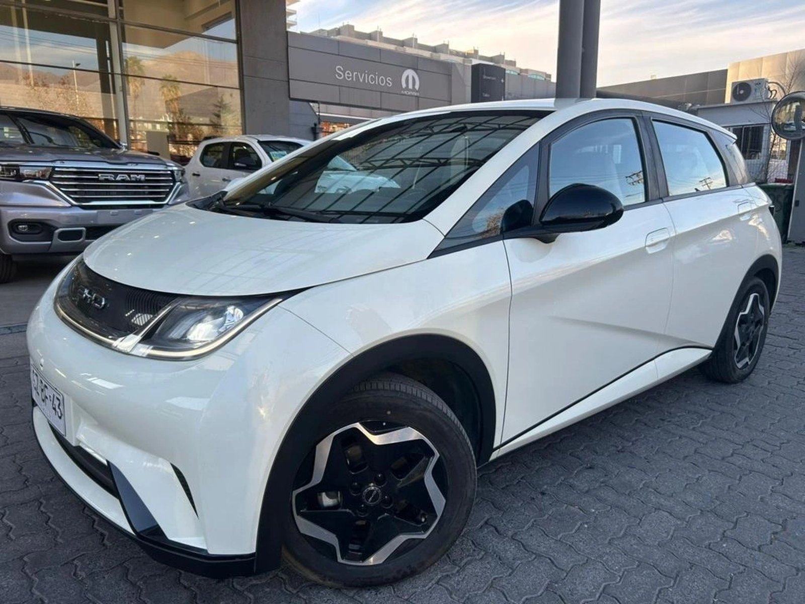 BYD DOLPHIN 0.0 AT 4X4 ELECTRICO 2024 - Foto 2 de 16