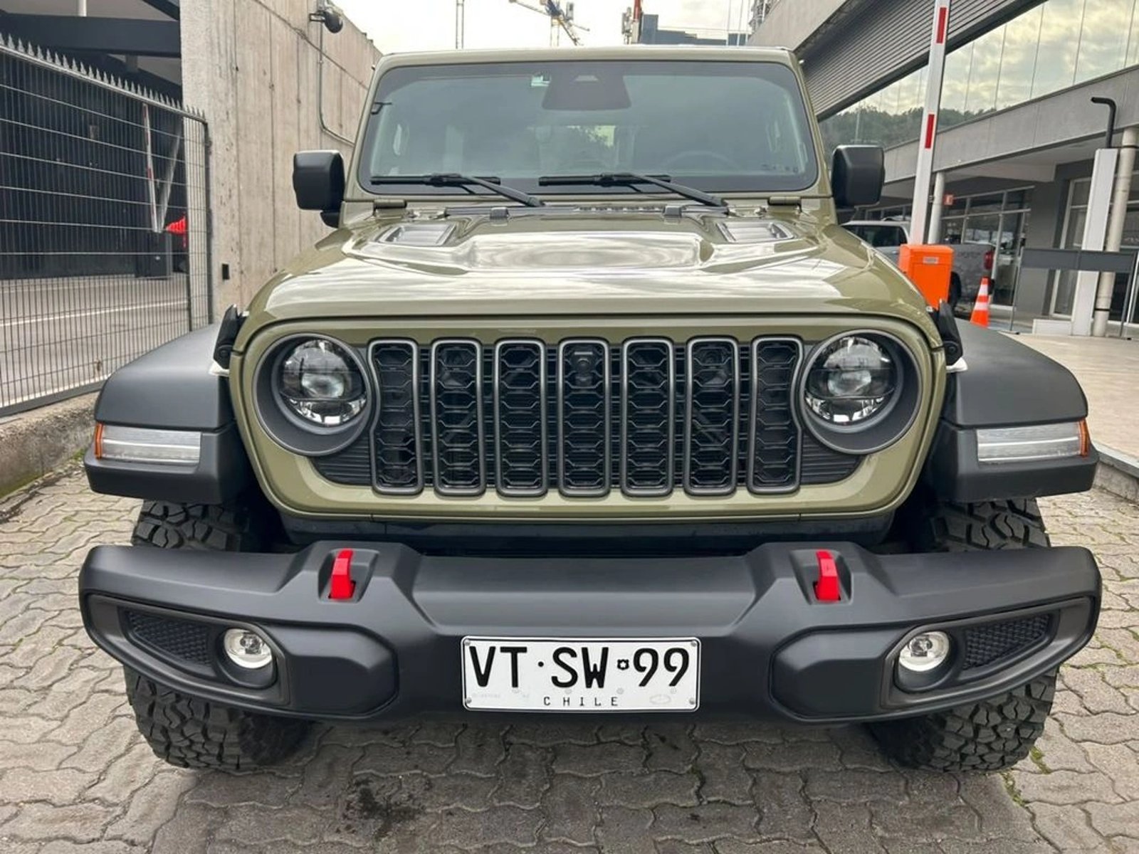 Jeep WRANGLER 2.0 T RUBICON AT 4X4 2026 - Foto 2 de 15
