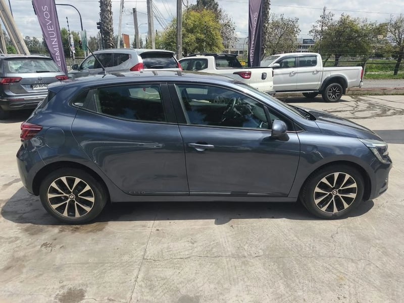 Renault CLIO IV INTENS 1.0T MT 2023 - Imagen 9 de 20