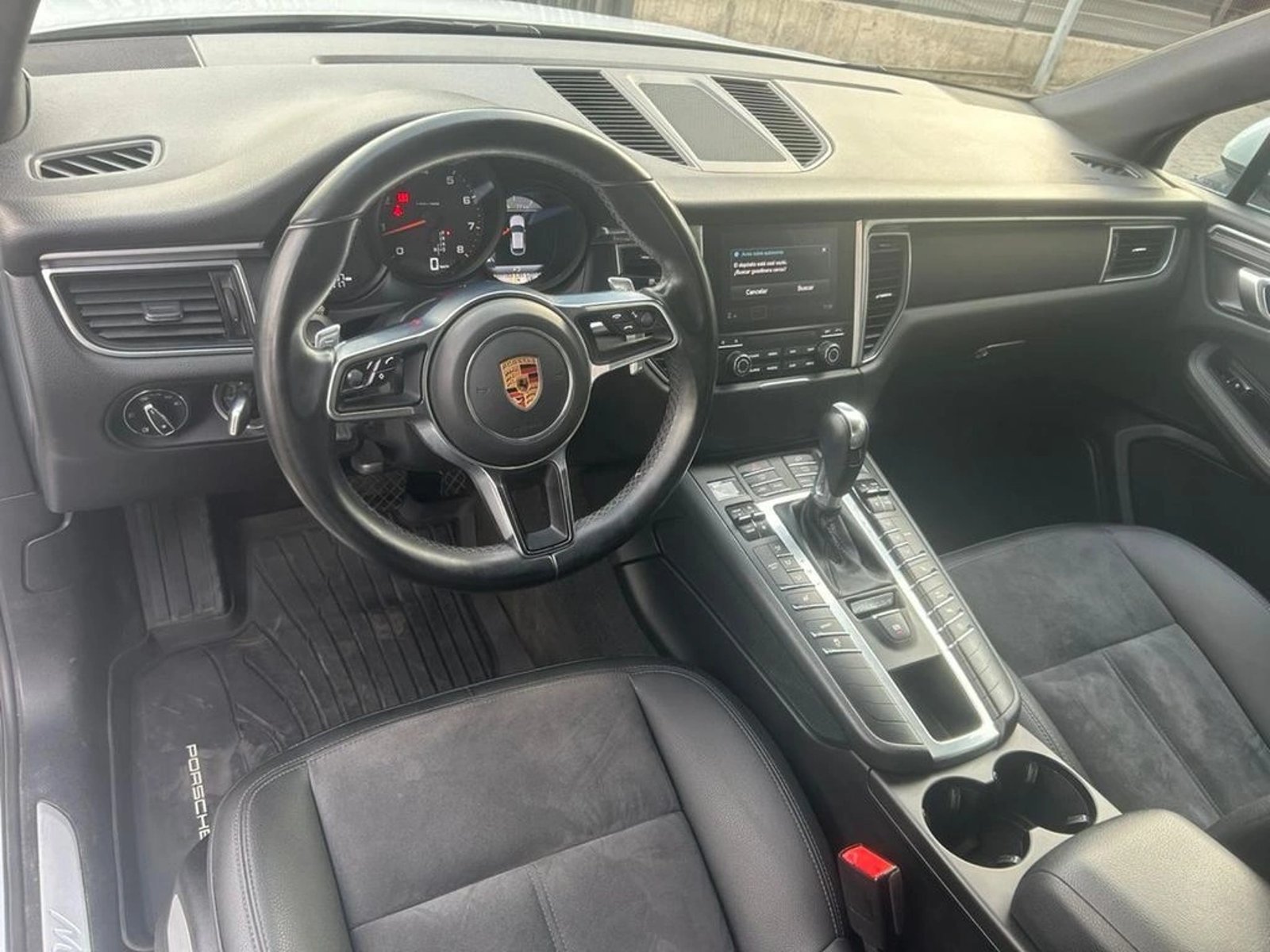 PORSCHE MACAN 2017 - Imagen 9 de 17