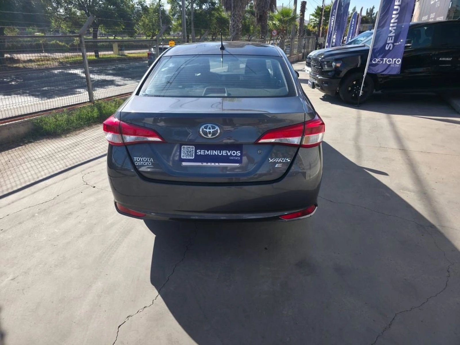 TOYOTA YARIS 2022 - Imagen 7 de 20