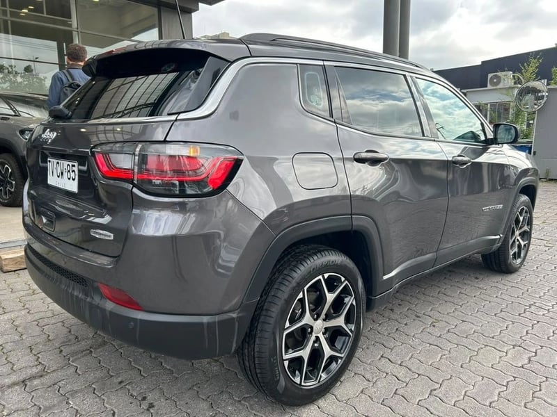 Jeep COMPASS LONGITUDE 4X2 1.3 AUT 2025 - Imagen 6 de 16