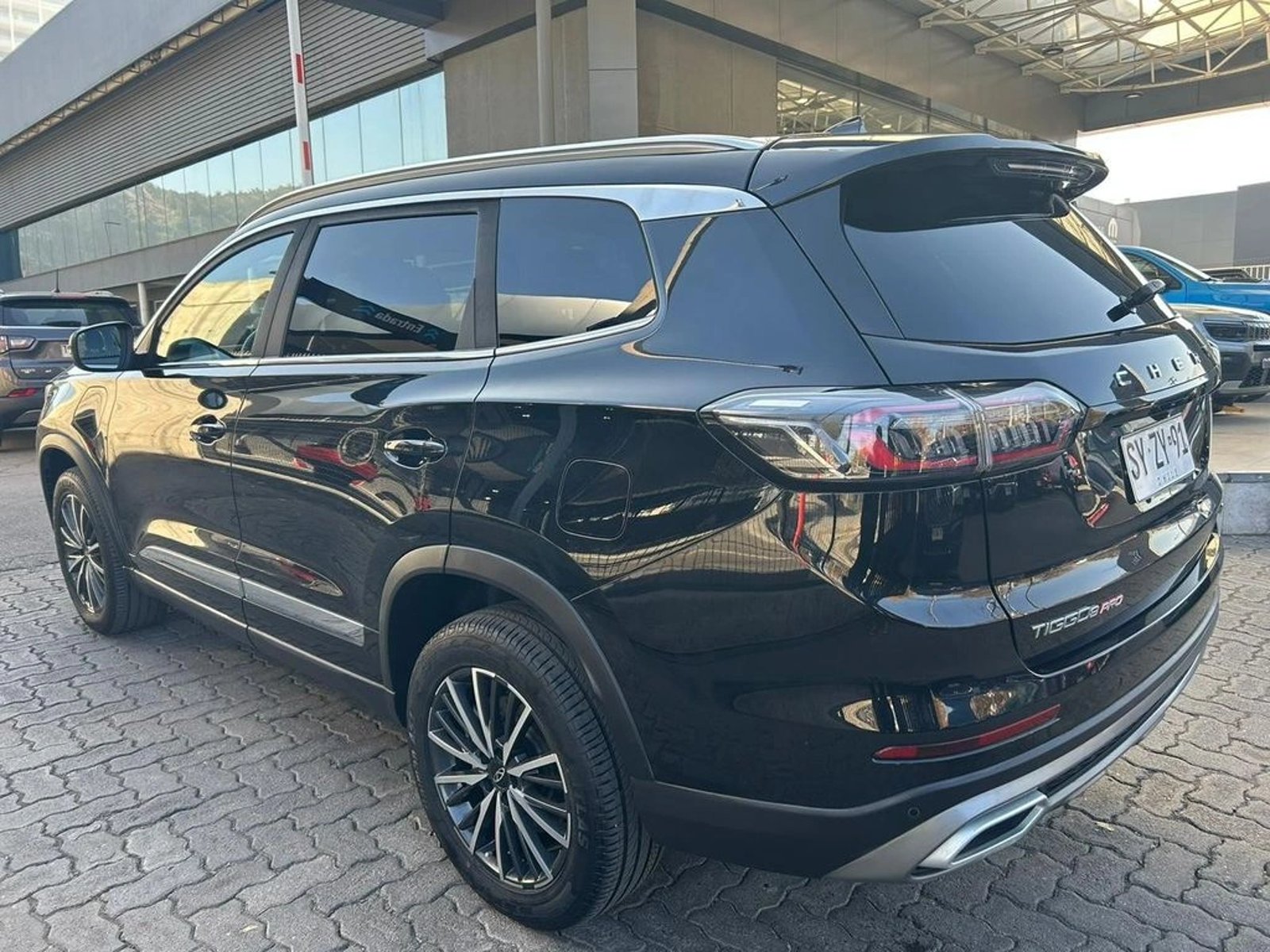Chery TIGGO 8 PRO PRO MAX 1.5T HIBRIDO 2024 - Foto 5 de 17