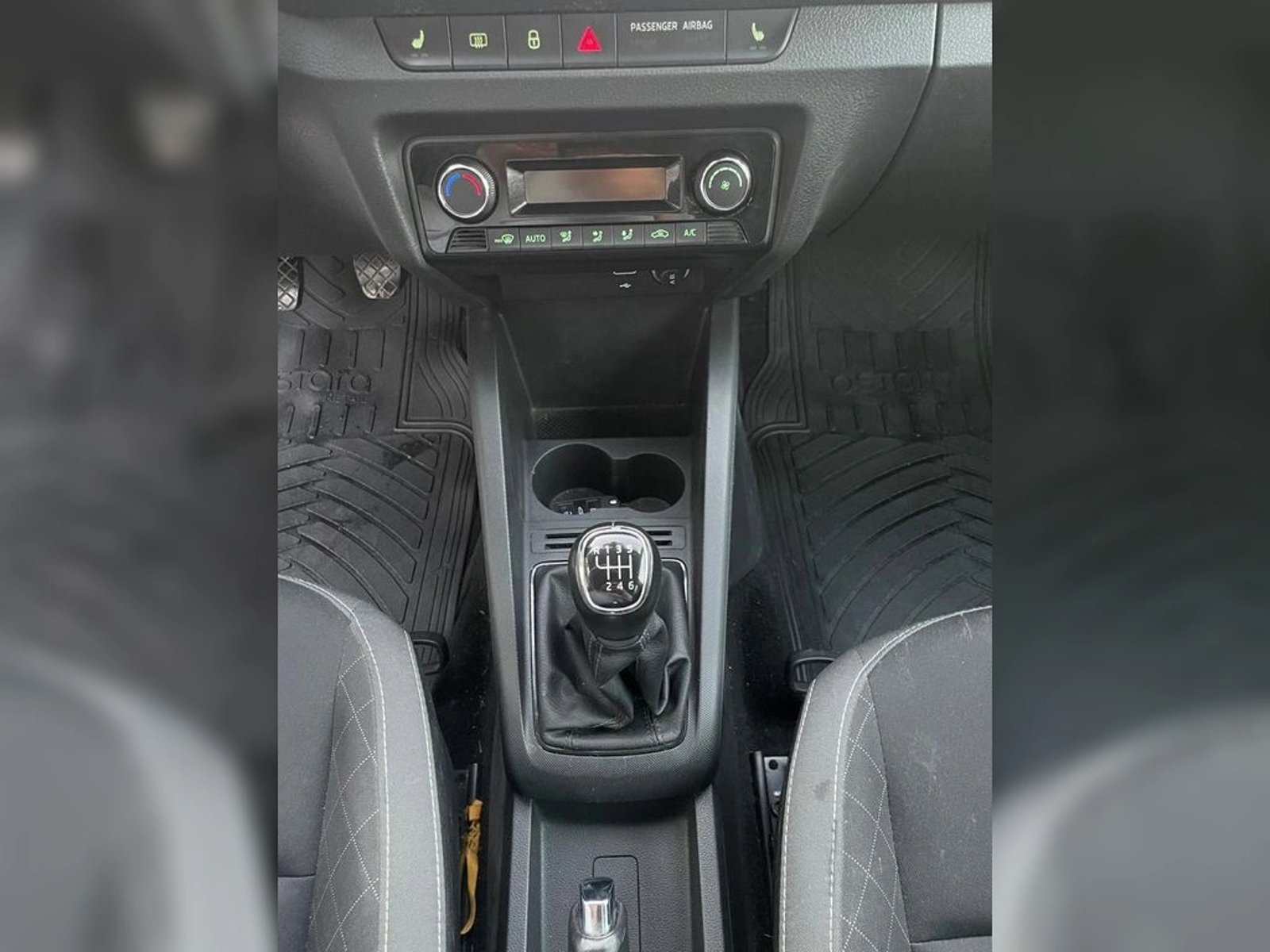 SKODA FABIA 2021 - Imagen 16 de 20