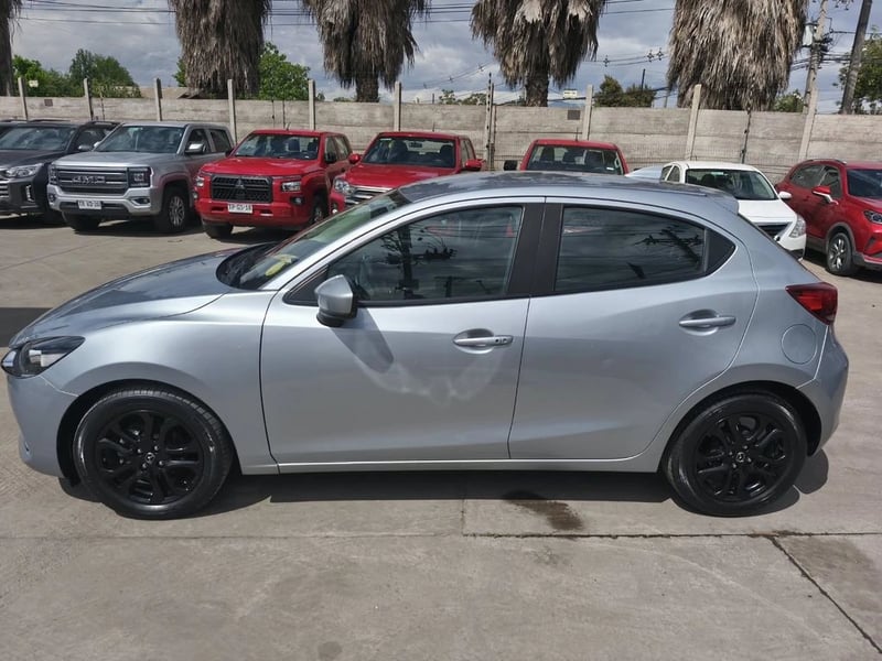 Mazda 2 2 SPORT GT HB 1.5 2021 - Imagen 11 de 20