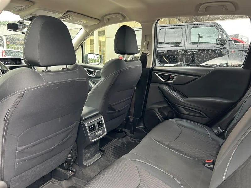 Subaru FORESTER 2.0 AWD CVT 2023 - Imagen 12 de 16