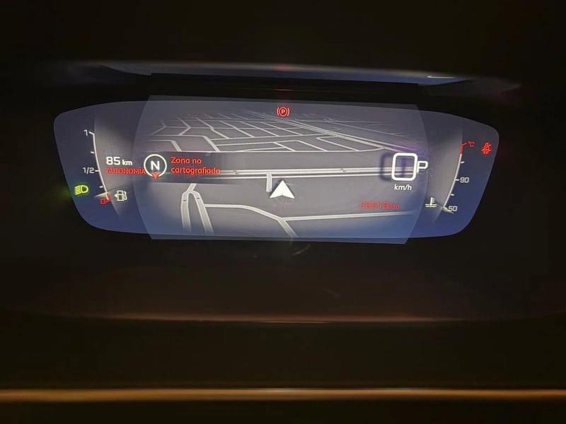 Peugeot 2008 ALLURE PACK 130 EAT8 1.2 AUT 2023 - Imagen 12 de 17