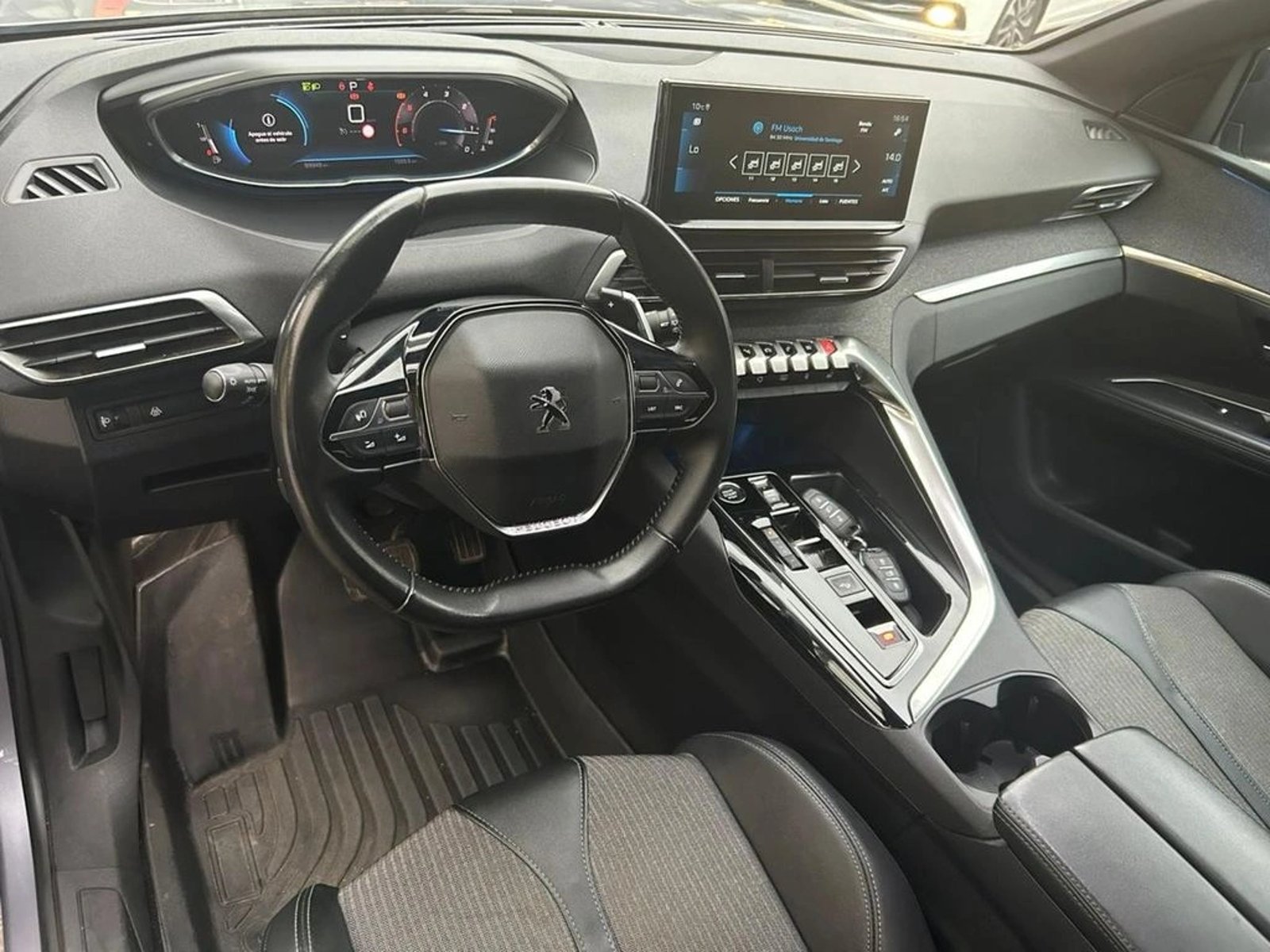 Peugeot 5008 1.5 ALLURE PACK BLUEHDI 130 EAT8 AT 2024 - Imagen 12 de 17