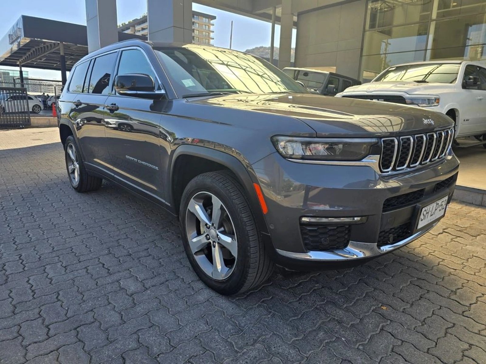 Jeep GRAND CHEROKEE 3.6 LIMITED L AT 4X4 2023 - Foto 4 de 20