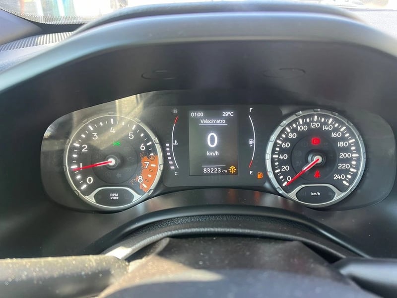 Jeep RENEGADE 1.8 SPORT 4X2 MT 5P 2021 - Imagen 11 de 14