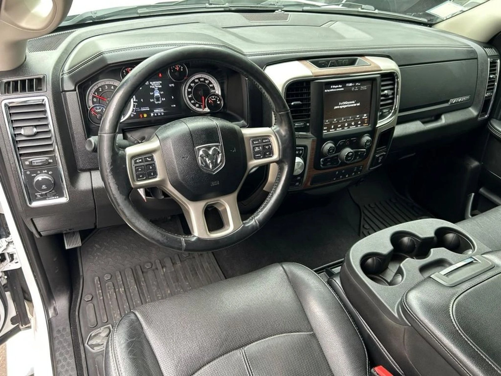 RAM 1500 3.0 LARAMIE TURBO DIESEL 4X4 CREW CAB DOB. CAB. AT 4P 2020 - Imagen 8 de 17