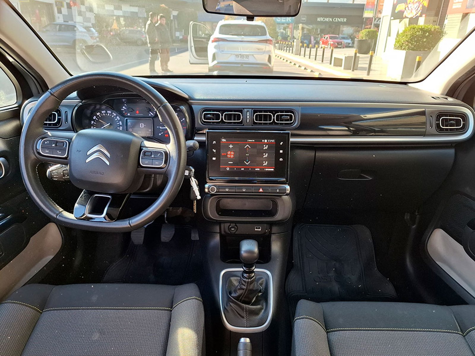 Citroën C3 1.5 LIVE BLUEHDI DIESEL 4X2 HB 100 SS BVM6 MT 5P 2024 - Imagen 9 de 20