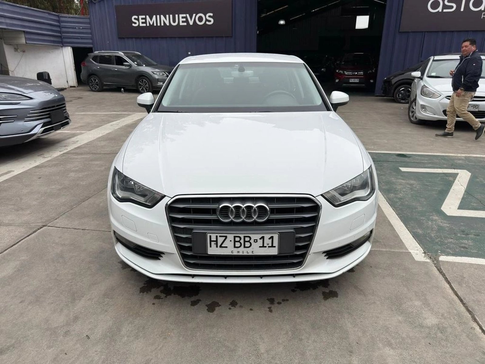 Audi A3 1.2 TFSI SEDAN MT 2016 - Foto 3 de 20