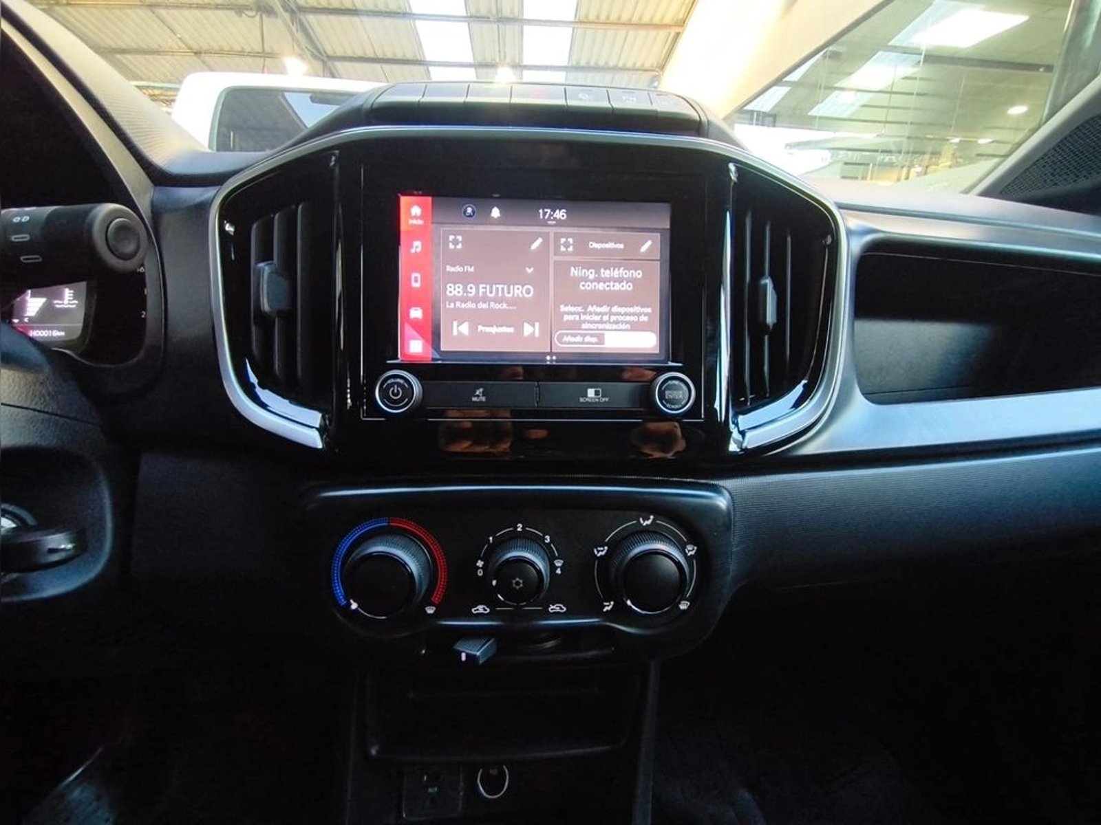RAM 700 SLT 1.3 MT 2026 - Imagen 16 de 20