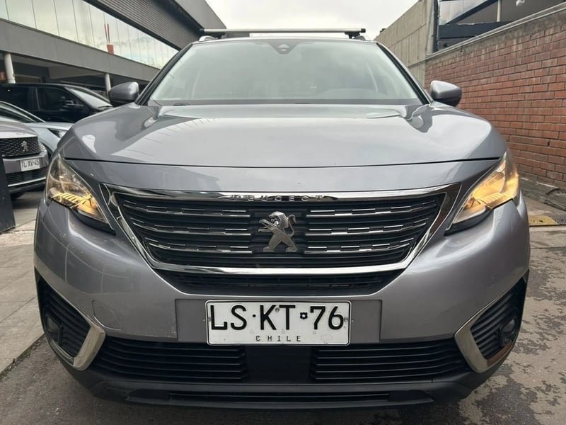 Peugeot 5008 1.5 ALLURE DIESEL 4X2 130 AT 5P 2019 - Imagen 3 de 17