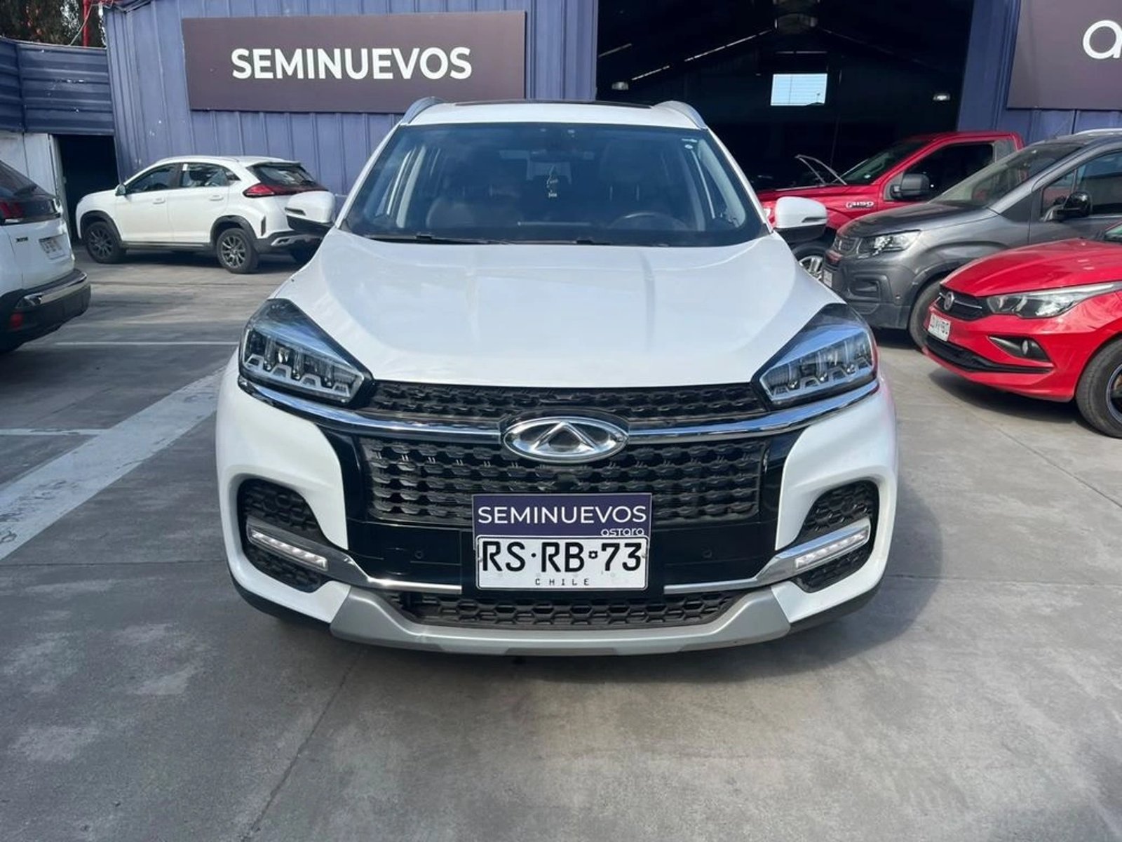 Chery TIGGO 8 1.5T GLX 4X2 DCT AT 5P 2022 - Foto 2 de 19