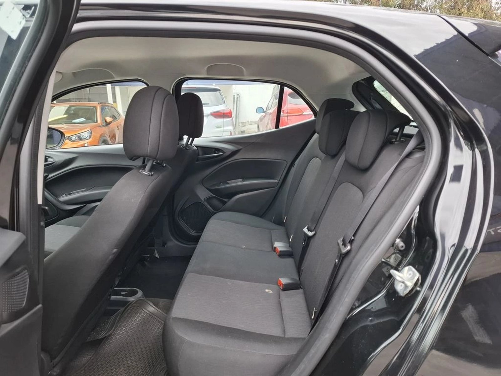 FIAT ARGO 1.3 DRIVE GSE ELX 4X2 MT 5P 2023 - Imagen 18 de 20