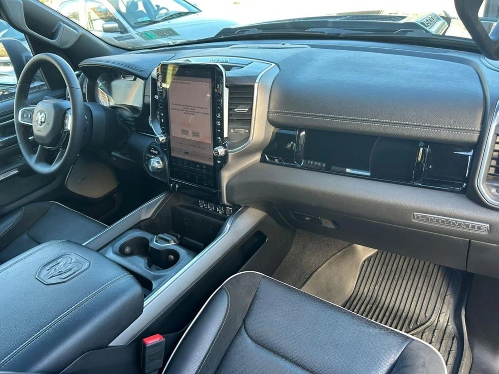 RAM 1500 2025 - Imagen 8 de 17