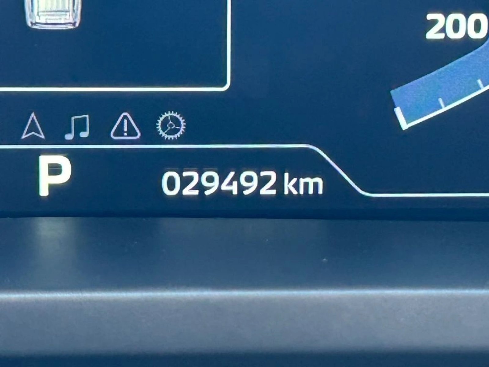 Mitsubishi MONTERO SPORT 4X2 3.0 AUT 2025 - Imagen 14 de 17