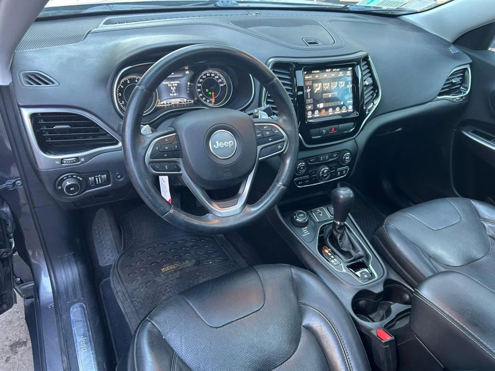 Jeep CHEROKEE 3.2 LIMITED 4X4 AT 5P 2019 - Imagen 10 de 17
