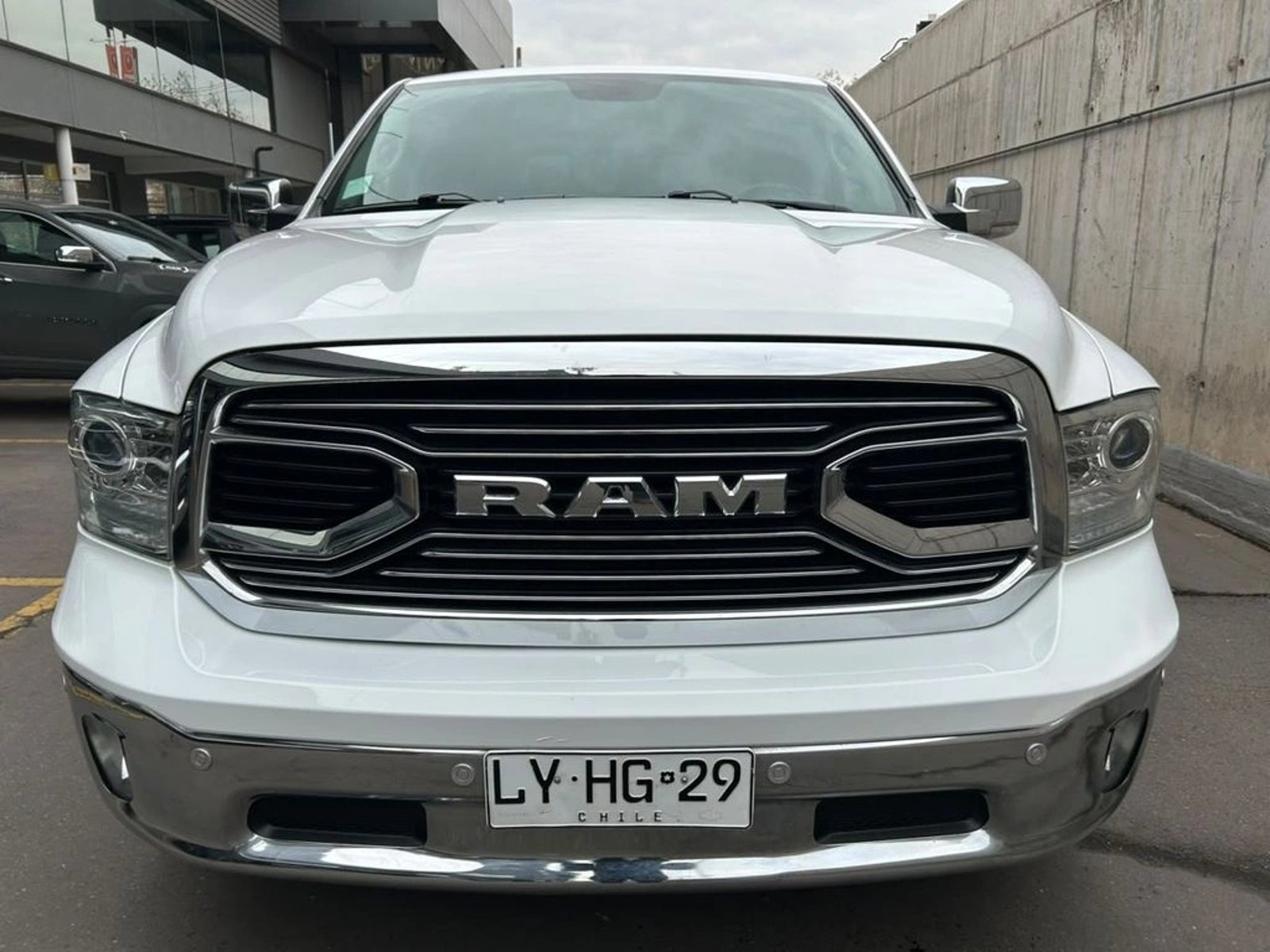 RAM 1500 3.0 LARAMIE TURBO DIESEL 4X4 CREW CAB DOB. CAB. AT 4P 2020 - Imagen 3 de 17