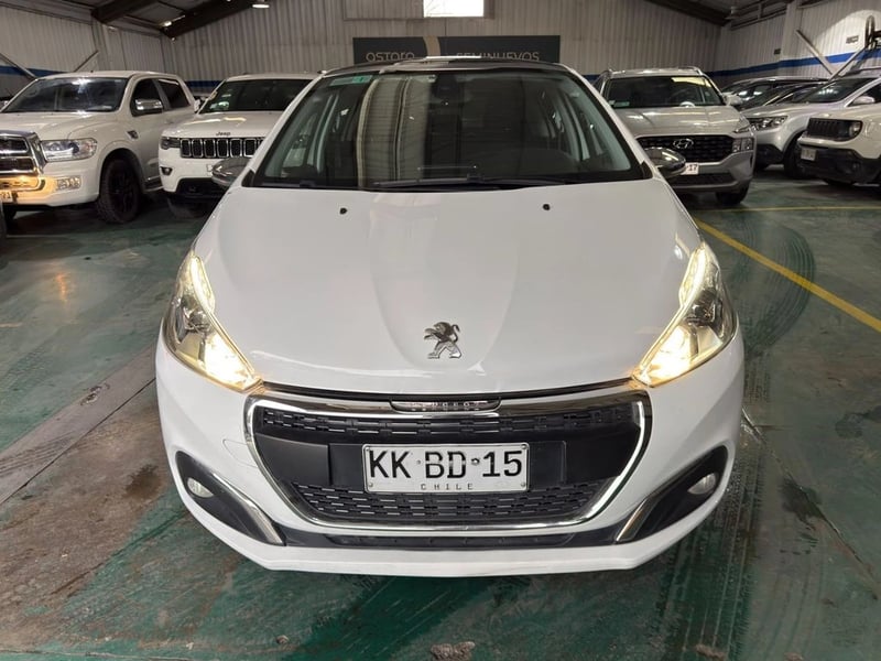 Peugeot 208 1.2 ALLURE PACK 4X2 110HP AT6 5P 2018 - Imagen 3 de 20