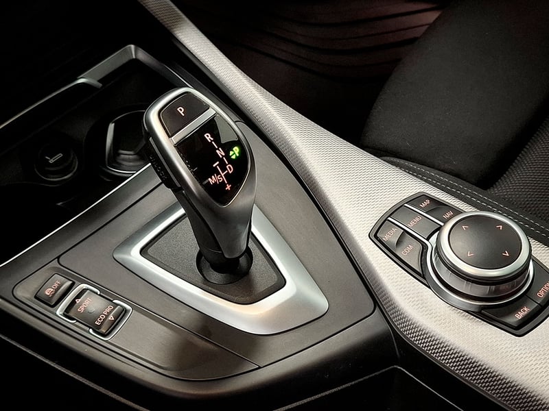 BMW 120 2.0T AT 3P M SPORT 2019 - Imagen 16 de 20