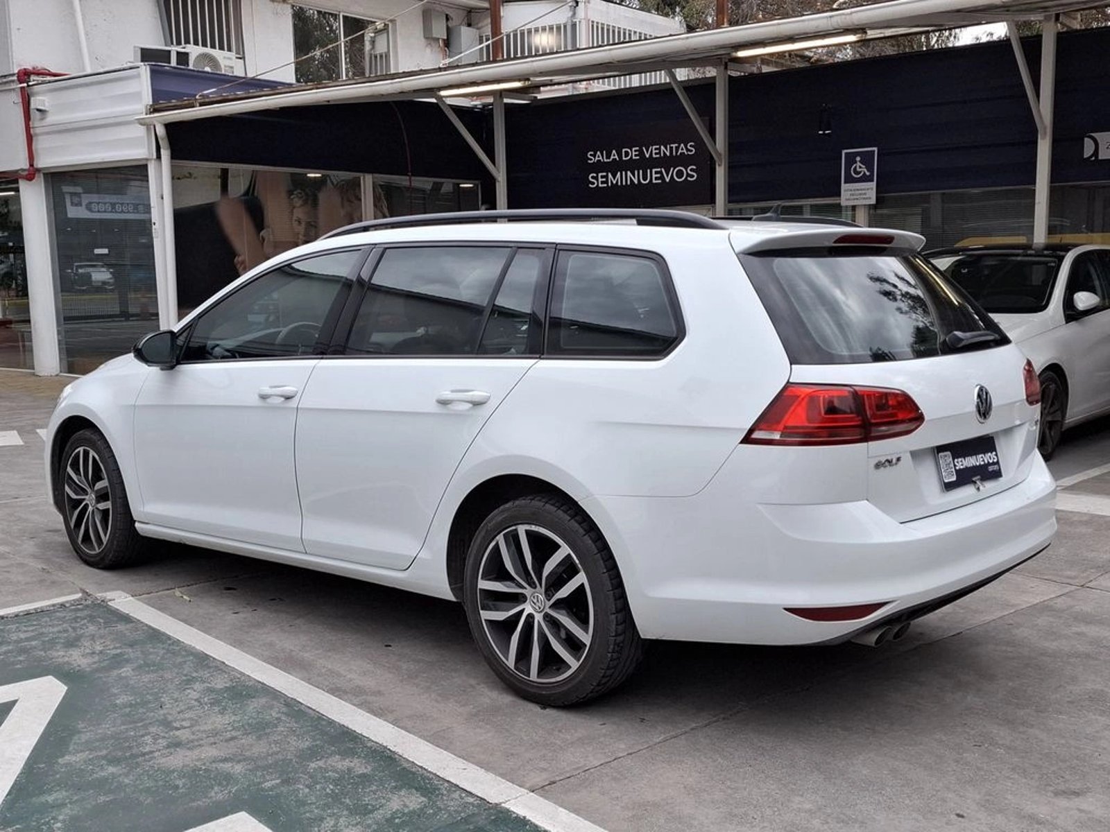 VOLKSWAGEN GOLF 2.0 GTI DSG AT 2017 - Imagen 8 de 20