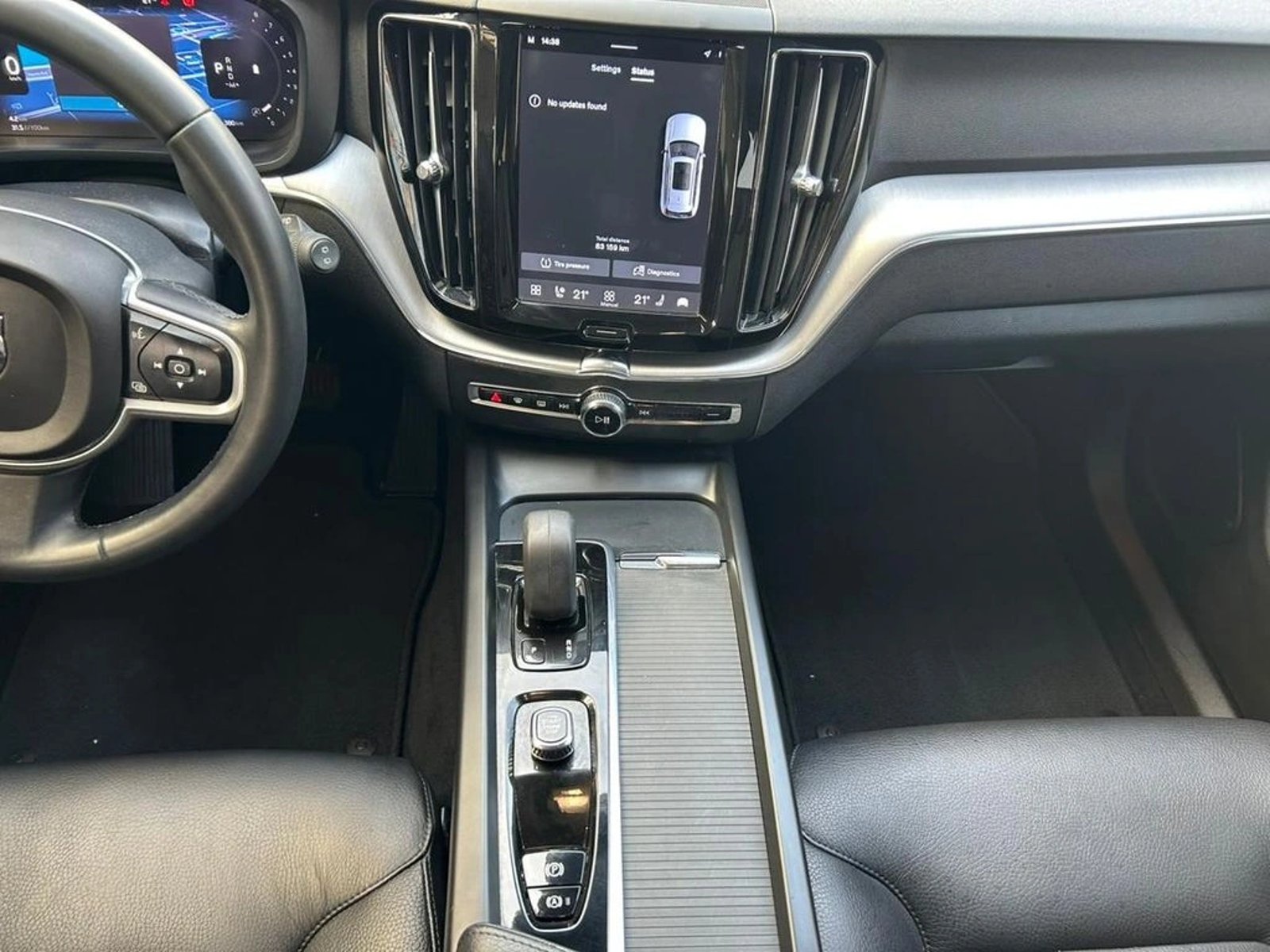 VOLVO XC60 2022 - Imagen 9 de 17