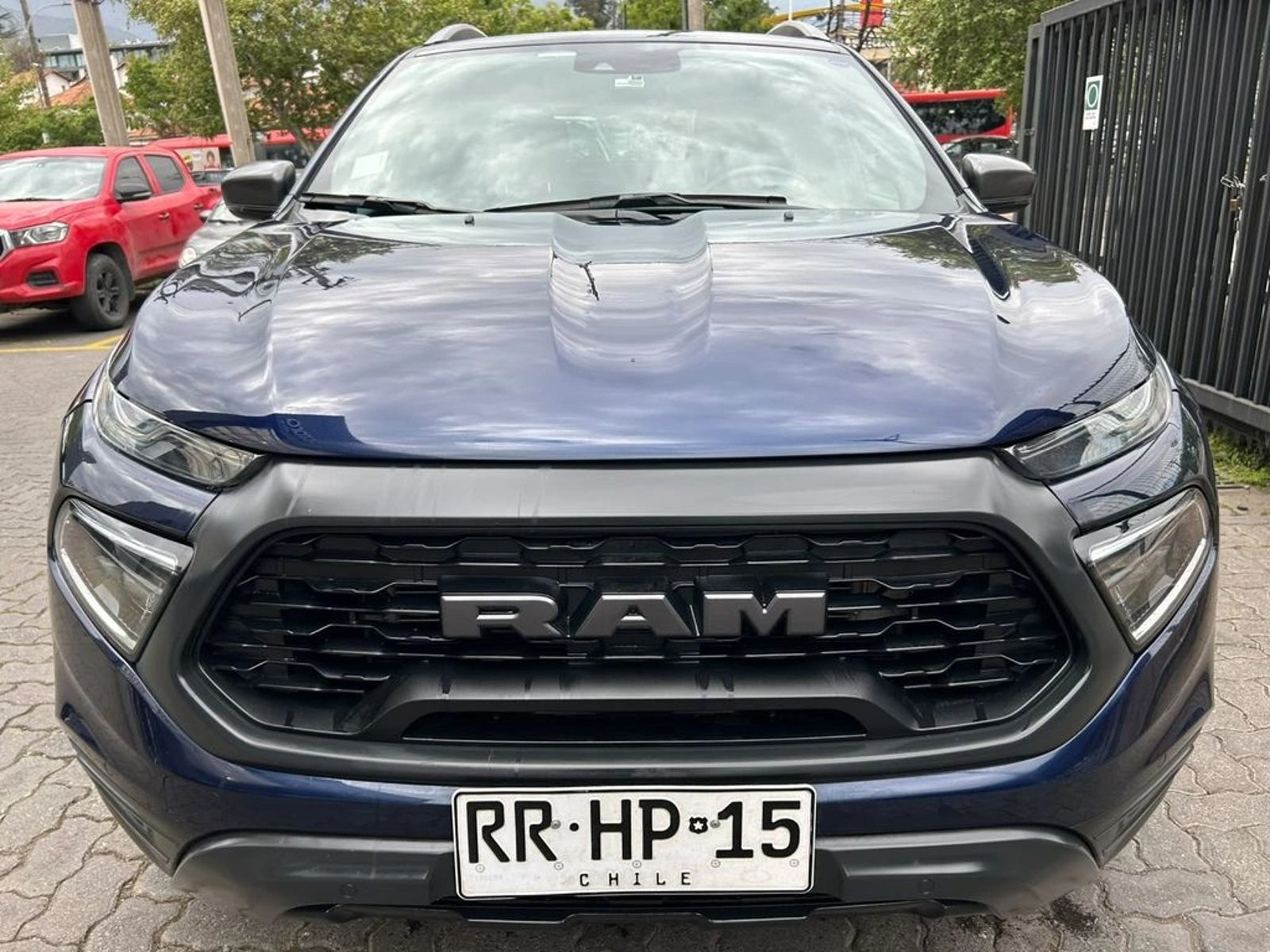RAM 1000 2.0 REBEL DIESEL 4X4 DOB. CAB. AT 4P 2022 - Foto 2 de 16
