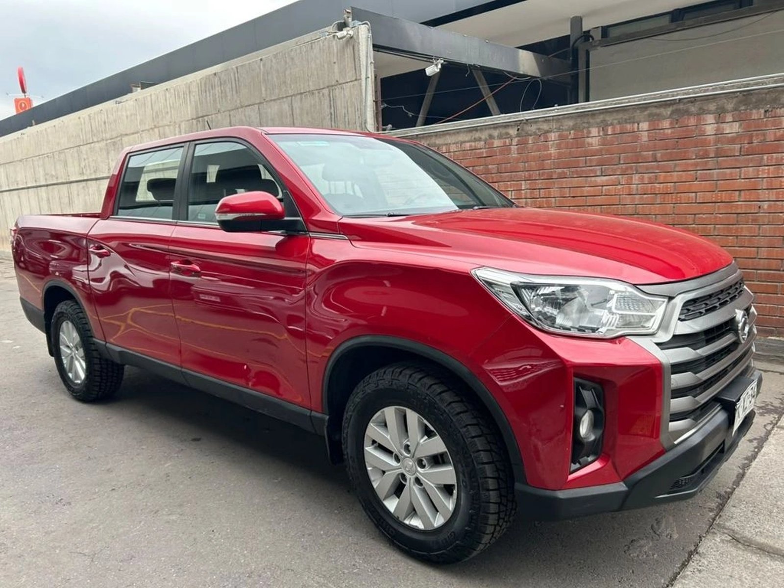 SsangYong GRAND MUSSO 2.2 GLX MT 4X4 DIESEL 2024 - Foto 3 de 16