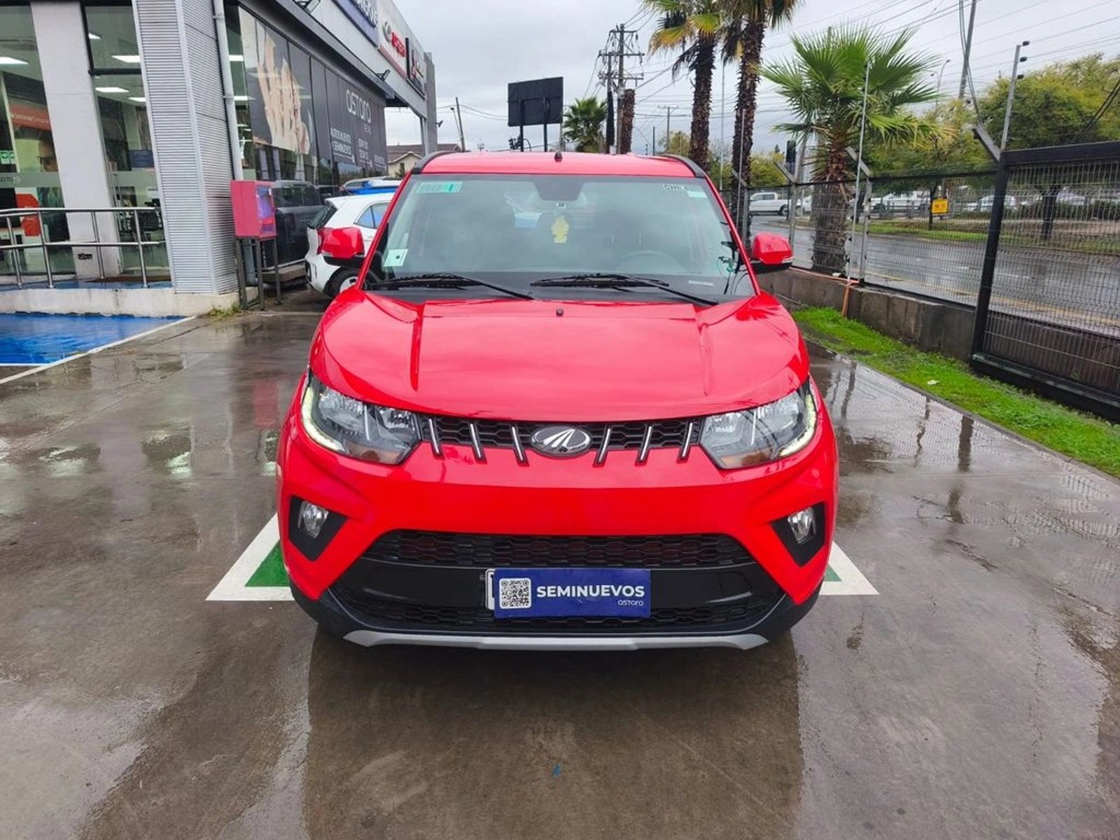 Mahindra KUV100 1.2 DELUXE MT 2021 - Foto 2 de 20