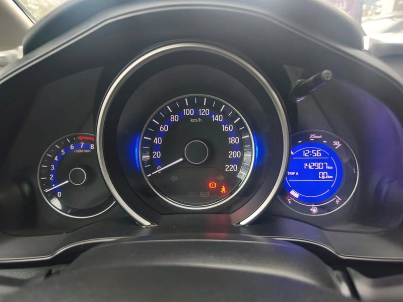 Honda WR-V WR V LX 1.5 2018 - Imagen 14 de 20