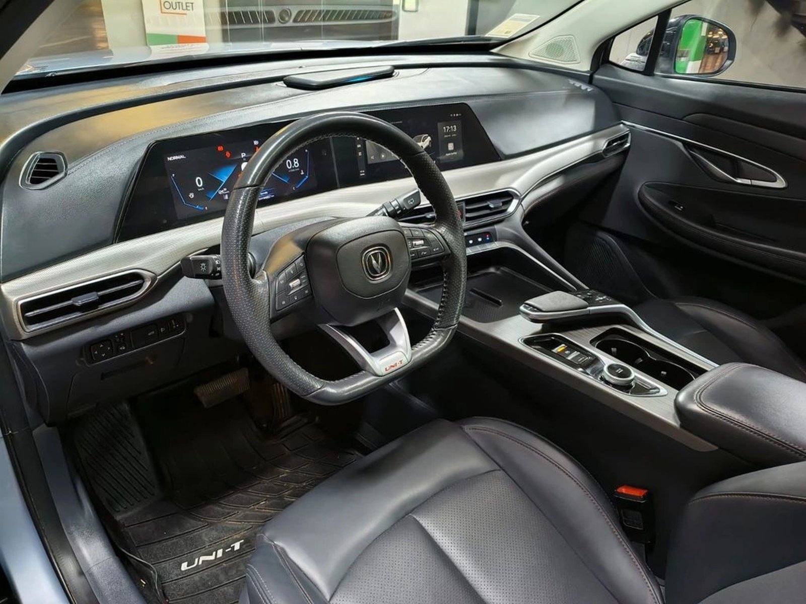 CHANGAN UNI-T ELITE 1.5 AUT 2024 - Imagen 12 de 16