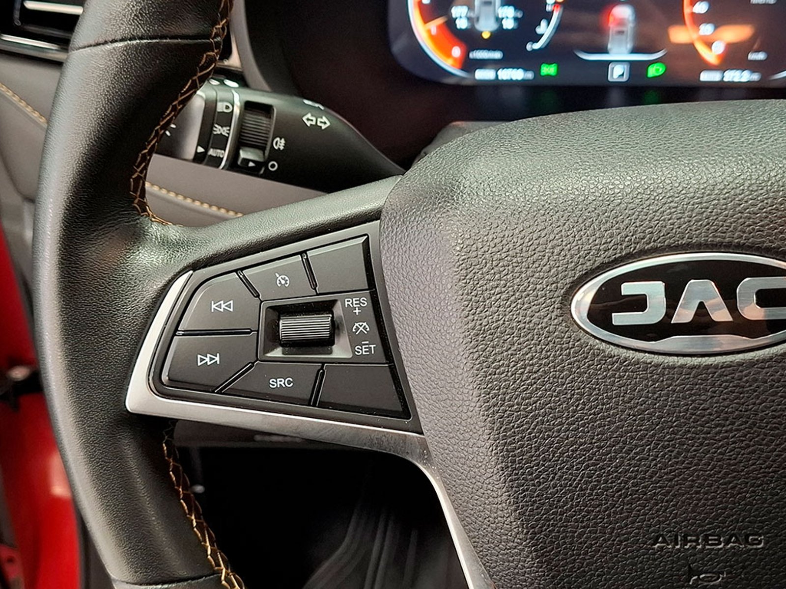 JAC JS4 1.5 LUXURY AT 2024 - Imagen 12 de 20