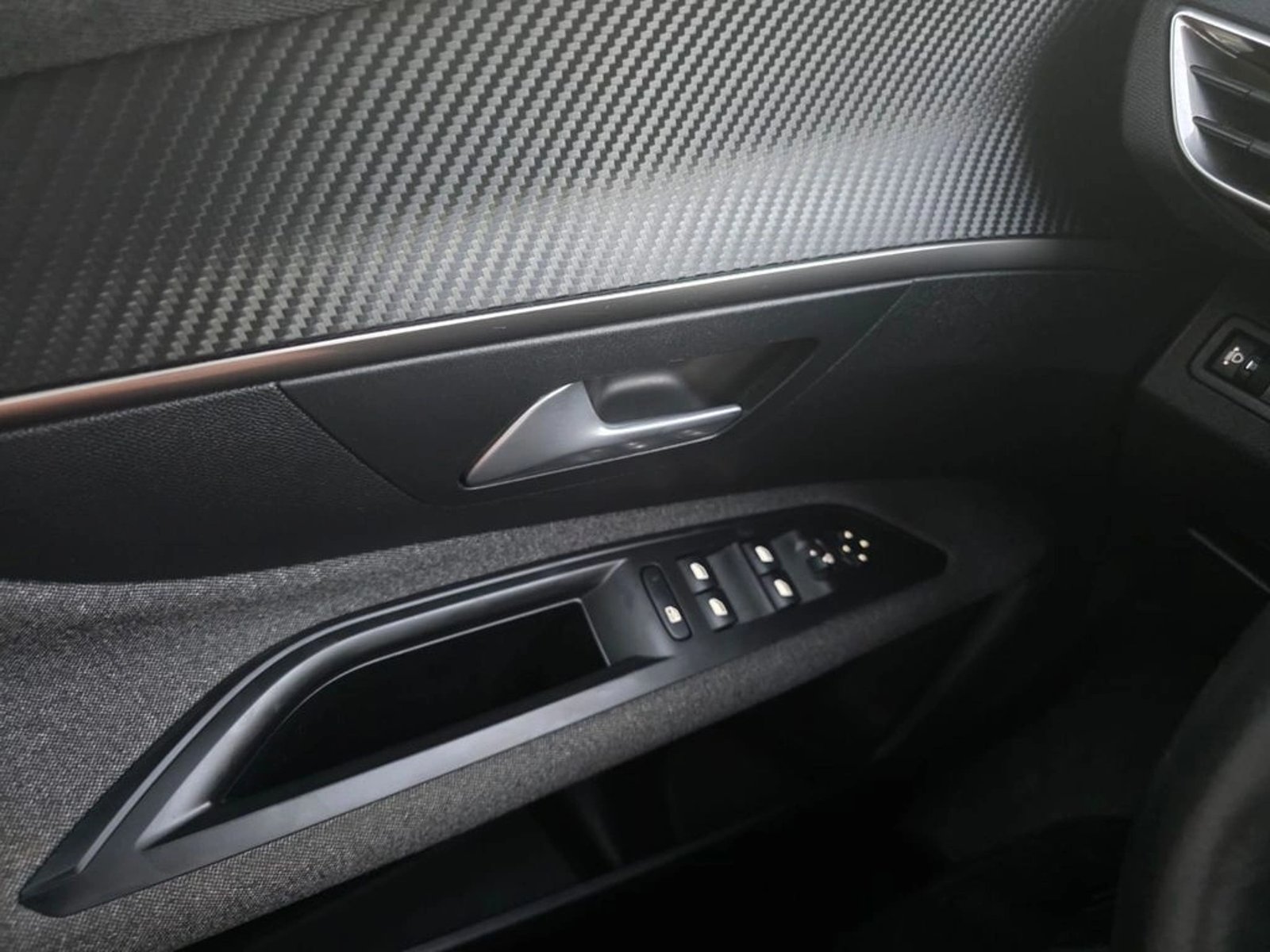 PEUGEOT 3008 2022 - Imagen 20 de 20