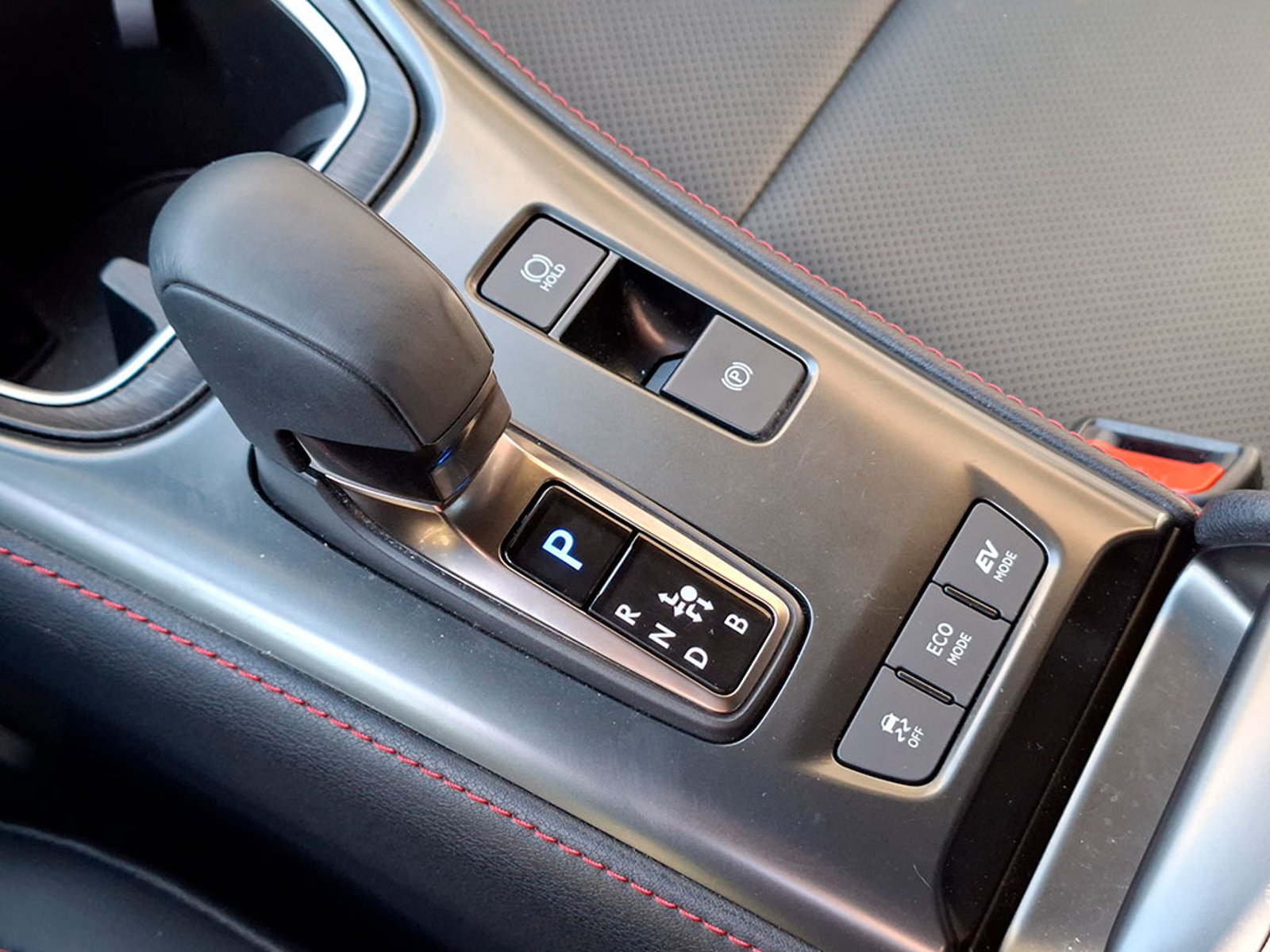 Lexus LBX HEV 1.5 AUT 2024 - Imagen 18 de 20
