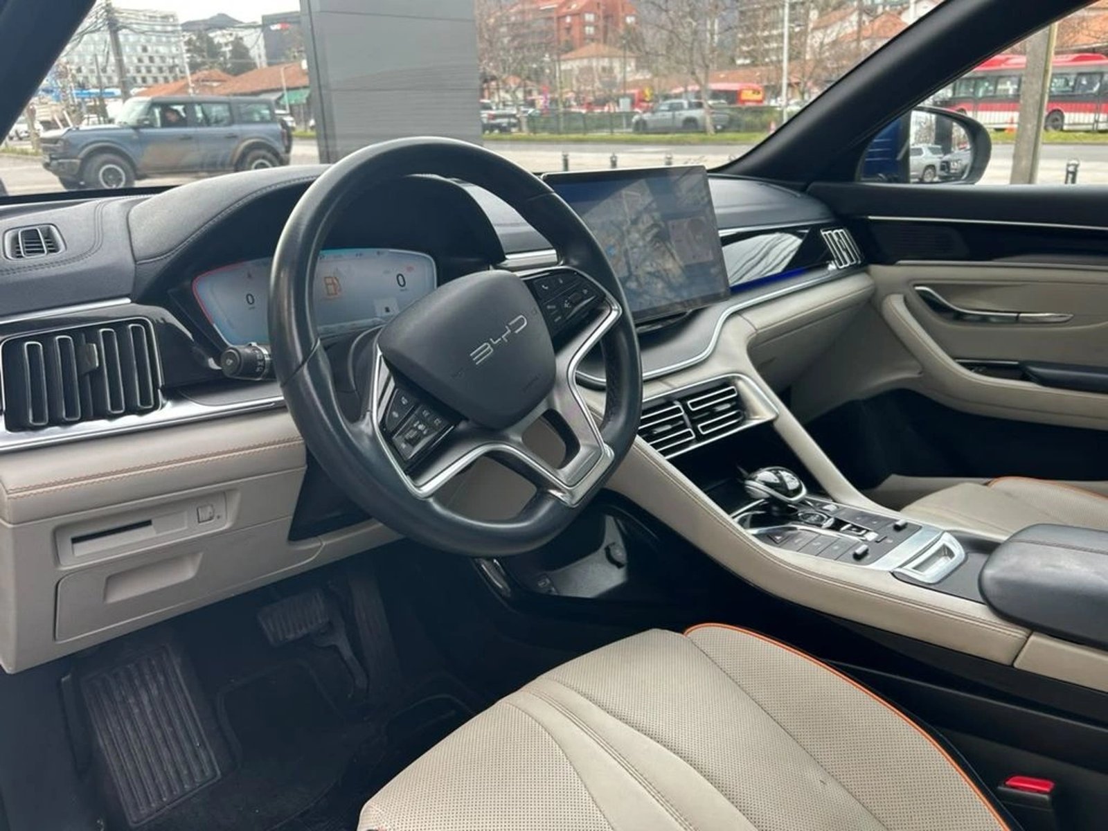 BYD SONG PLUS 1.5 GS AT 4X2 HIBRIDO 2024 - Imagen 12 de 17