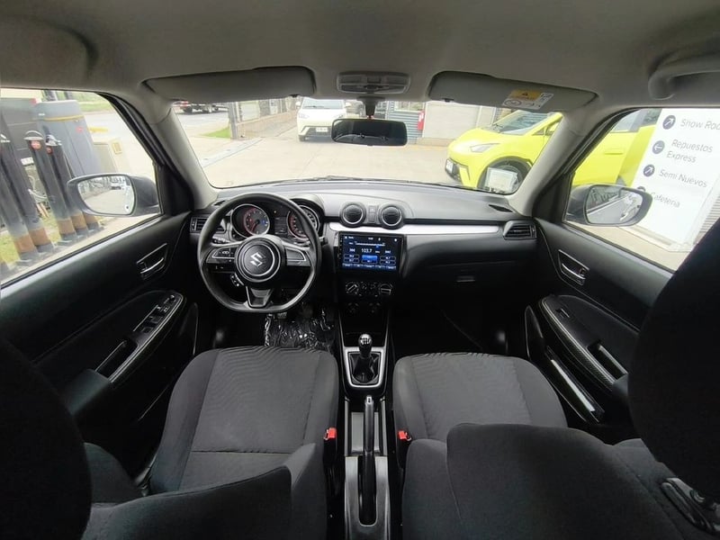 Suzuki SWIFT GL 1.2 MT 2025 - Imagen 12 de 20