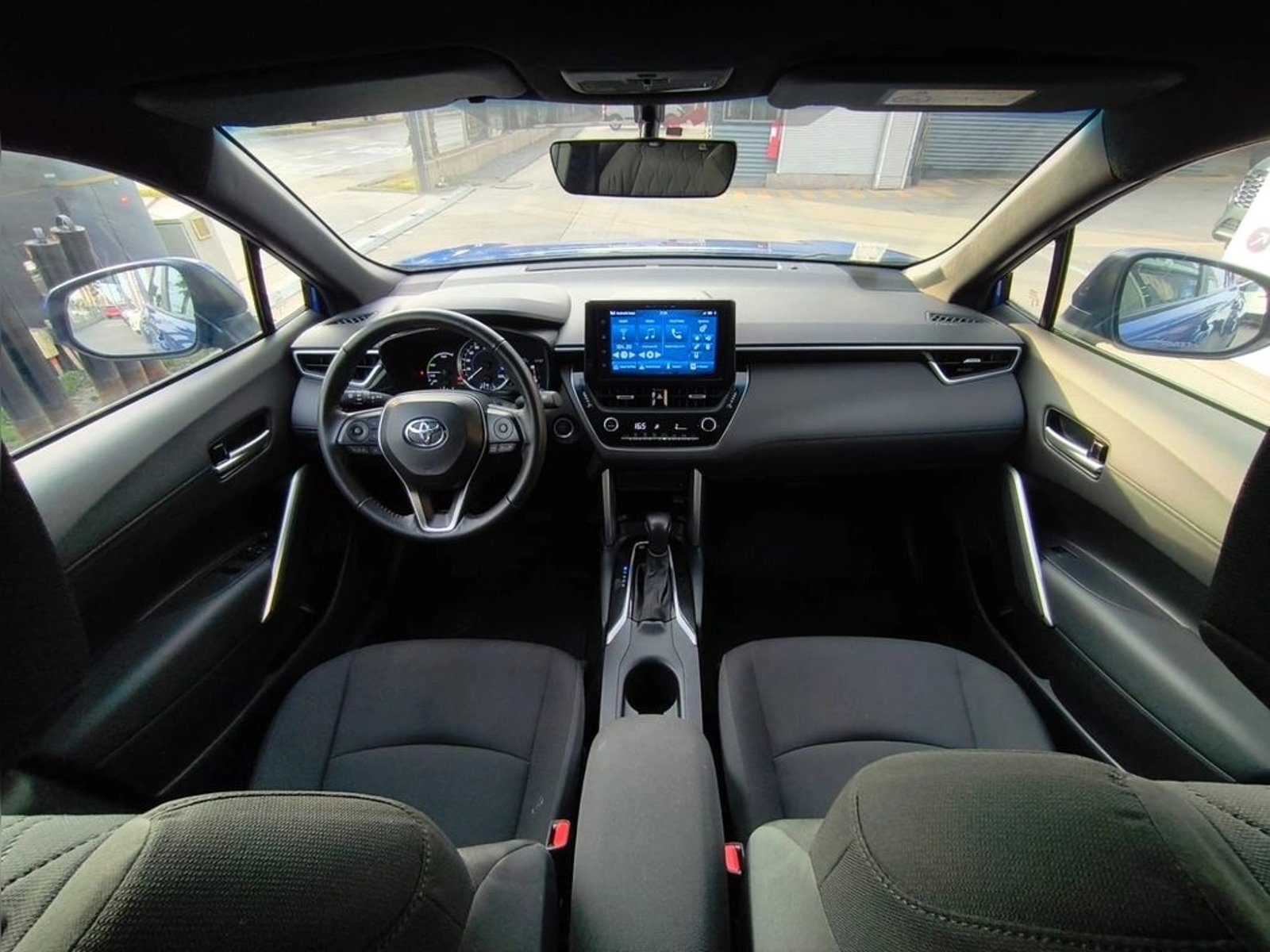 TOYOTA COROLLA CROSS COROLLA CROSS XEI CVT HEV 1.8 2024 - Imagen 14 de 20